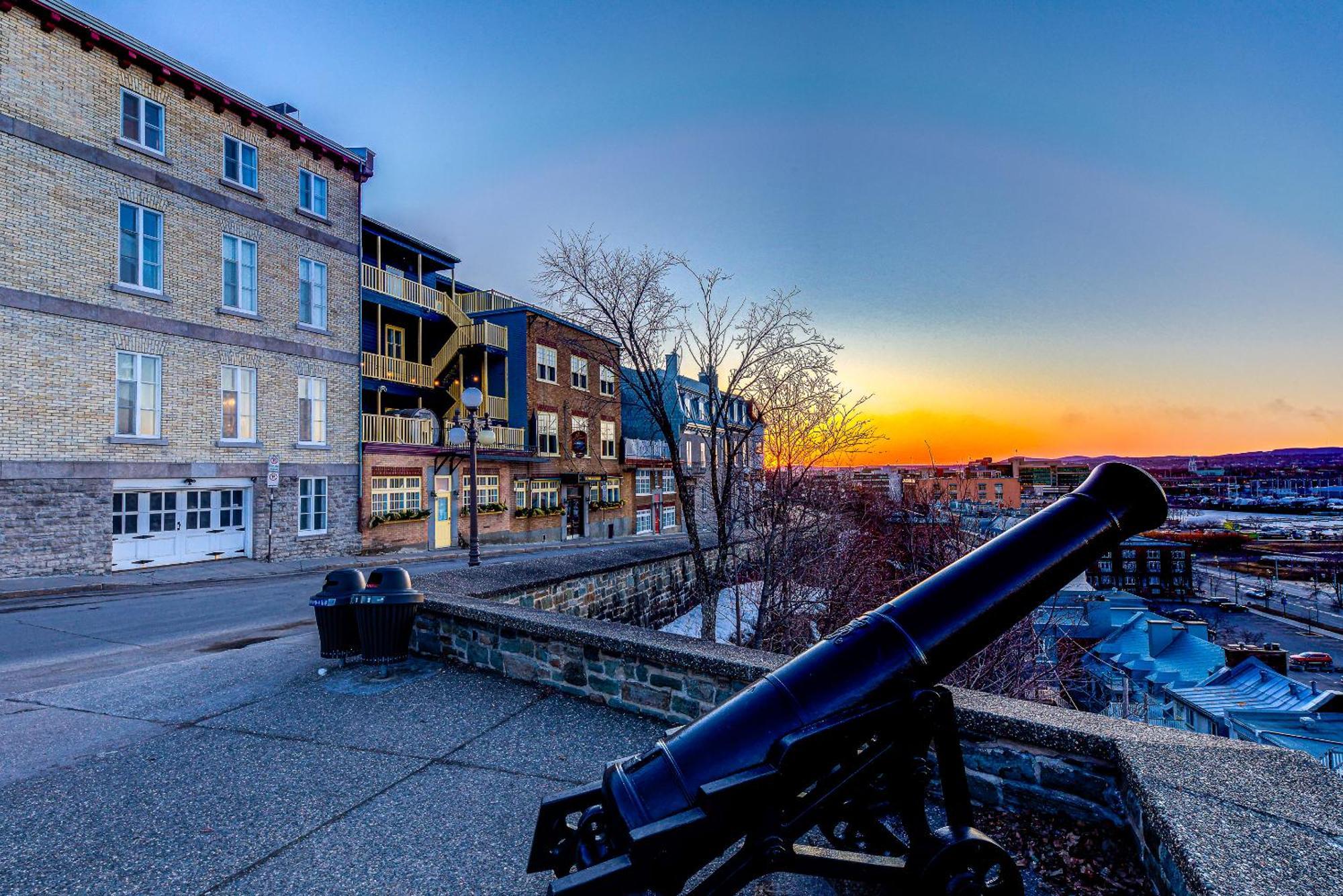 North House - Hotel Automatise Manoir Des Remparts Québec Kültér fotó